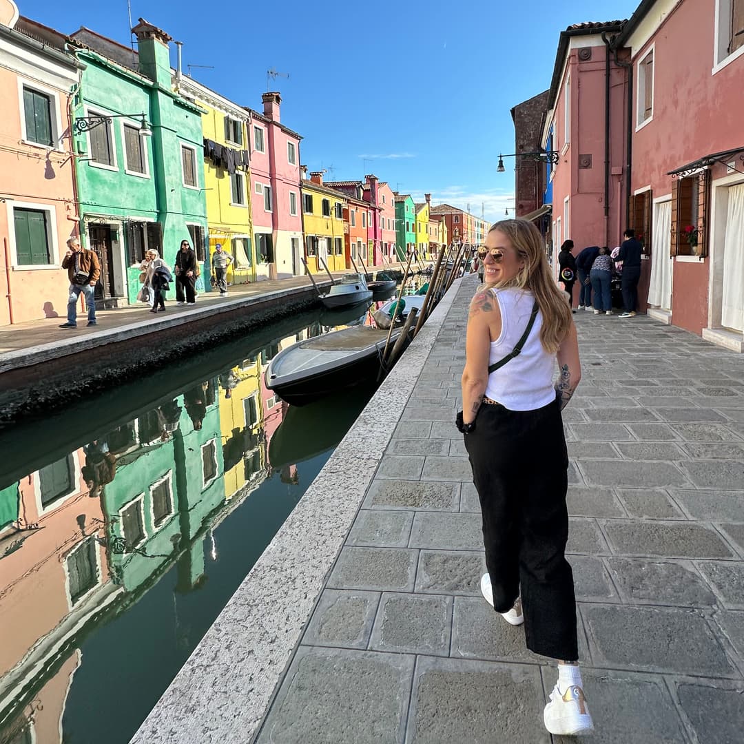 Cassandra Margolin "Party" Photo